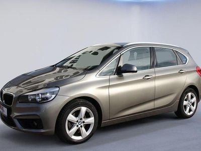 Gebraucht BMW 218 Active Tourer Sport Line 150 PS (110 kW) 2015 Silber Van / Kleinbus