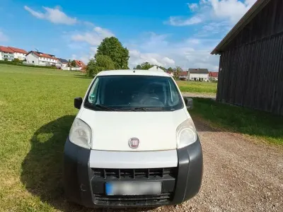 Gebraucht Fiat Fiorino 75 PS (55 kW) 2011 Weiß Van / Kleinbus
