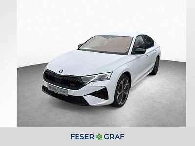 Neu Skoda Octavia RS 265 PS (194 kW) 2025 Moon white metallic Limousine