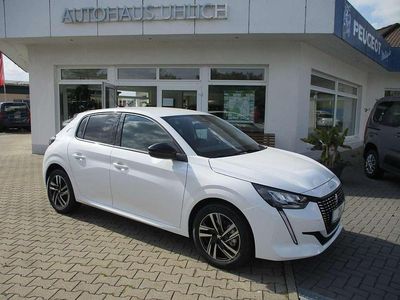 Gebraucht Peugeot 208 Allure 101 PS (74 kW) 2022 Schnee weiss Kleinwagen