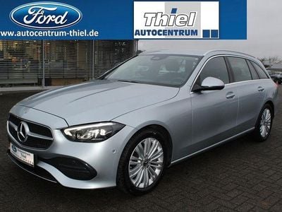 Gebraucht Mercedes C200 Avantgarde 163 PS (119 kW) 2022 Silber Limousine