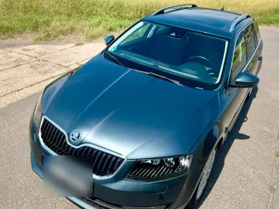 Gebraucht Skoda Octavia 150 PS (110 kW) 2016 Grau Kombi