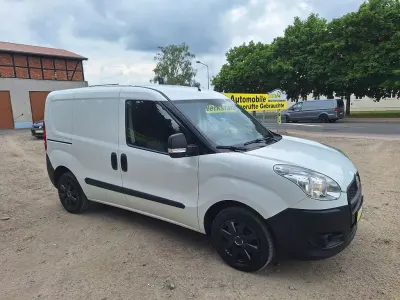 Gebraucht Fiat Doblò 90 PS (66 kW) 2013 Weiß Van / Kleinbus