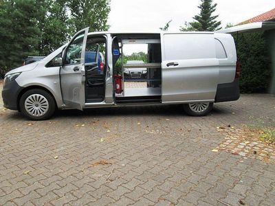 Gebraucht Mercedes Vito 136 PS (100 kW) 2019 Silber Van