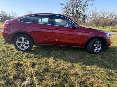 Gebraucht Mercedes GLC200 163 PS (119 kW) 2021 Rot SUV
