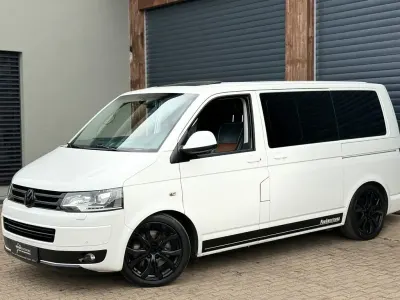 Gebraucht VW Multivan 179 PS (131 kW) 2013 Weiß Van / Kleinbus