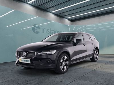 Gebraucht Volvo V60 CC 197 PS (144 kW) 2023 Schwarz Kombi