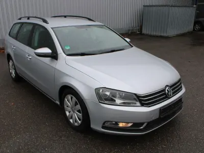 Gebraucht VW Passat Trendline 140 PS (102 kW) 2013 Silber Kombi