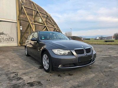 Grau Gebraucht 2006 BMW 320 Kombi | 3.999 € (Fairer Preis)