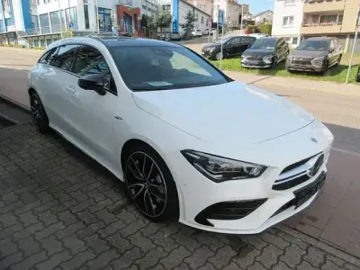 Gebraucht Mercedes CLA35 AMG Shooting Brake AMG 306 PS (225 kW) 2024 Weiß Kombi