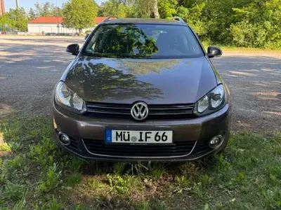 Brugt VW Golf VI Style 140 HK (102 kW) 2011 Brun Hatchback