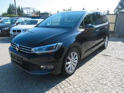 Gebraucht VW Touran Highline 150 PS (110 kW) 2017 Schwarz Van / Kleinbus