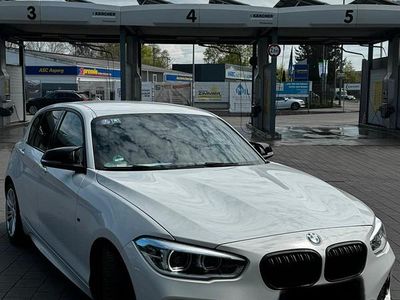 Gebraucht BMW 118 M Sport 136 PS (100 kW) 2017 Weiß Kleinwagen