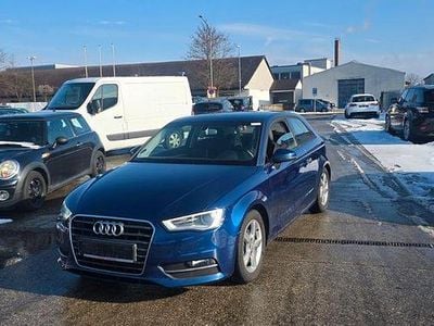 Gebraucht Audi A3 Ambition 122 PS (89 kW) 2013 Blau Limousine