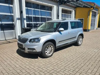 Usata Skoda Yeti Ambition 110 CV (80 kW) 2017 Argento SUV