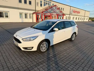 Gebraucht Ford Focus Business Edition 120 PS (88 kW) 2017 Weiß Limousine