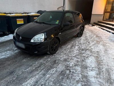 Gebraucht Renault Clio II Campus 60 PS (44 kW) 2010 Schwarz Kleinwagen