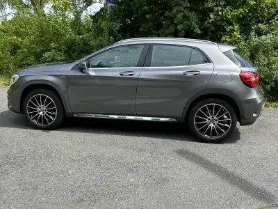 Gebraucht Mercedes GLA180 AMG line 2017 Grau SUV