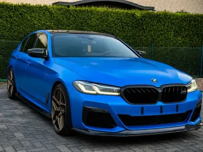 Gebraucht BMW M550 M Sport 530 PS (389 kW) 2022 Blau Limousine