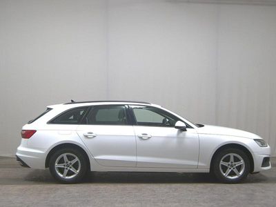Second-hand Audi A4 Basis 163 CP (119 kW) 2021 Alb Break
