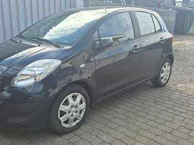 Usata Toyota Yaris 69 CV (50 kW) 2009 Nero Utilitaria