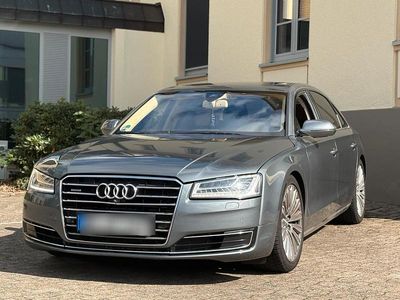 Audi A8L