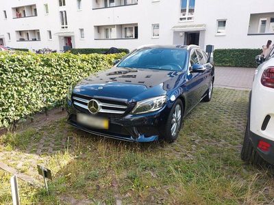 Gebraucht Mercedes C300 245 PS (180 kW) 2019 Blau Kombi