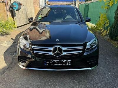 Mercedes GLC300
