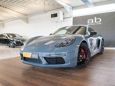 Porsche 718 Cayman