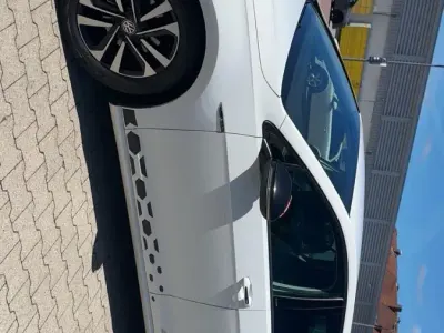 Gebraucht VW Golf VII 116 PS (85 kW) 2019 Weiß Kombi