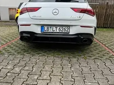 Gebraucht Mercedes CLA35 AMG Shooting Brake AMG 306 PS (225 kW) 2023 Weiß Kombi