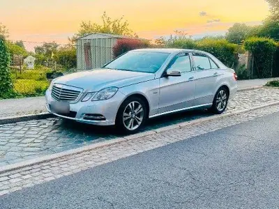 Gebraucht Mercedes E350 265 PS (194 kW) 2011 Silber Limousine
