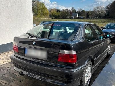 Gebraucht BMW 323 170 PS (125 kW) 1998 Schwarz Coupé