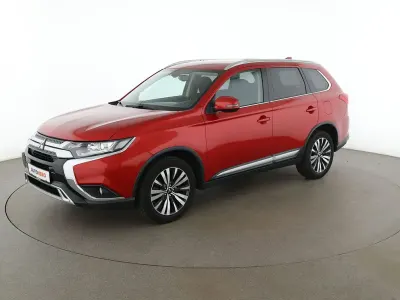 Gebraucht Mitsubishi Outlander Diamant Edition 150 PS (110 kW) 2019 Rot SUV