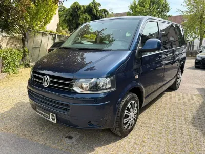 Używany VW Caravelle 140 KM (102 kW) 2014 Niebieski Van