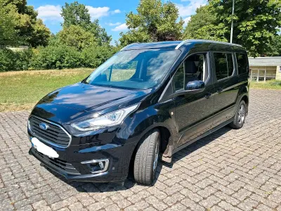 Gebraucht Ford Tourneo Connect 120 PS (88 kW) 2019 Schwarz Van / Kleinbus