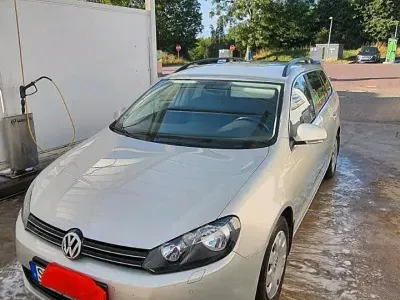 Gebraucht VW Golf VI Highline 122 PS (89 kW) 2011 Silber Kleinwagen