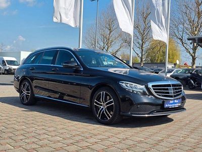 Używany Mercedes C300e 194 KM (142 kW) 2020 Czarny Sedan/Limuzyna