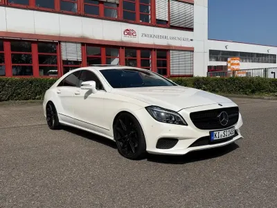 Używany Mercedes CLS350 AMG line 258 KM (189 kW) 2016 Biały Sedan/Limuzyna