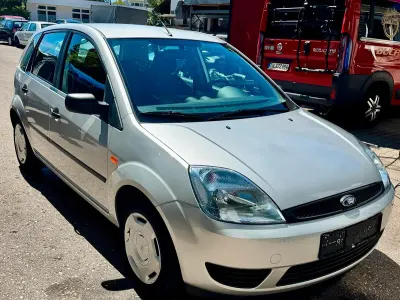 Gebraucht Ford Fiesta Viva X 69 PS (50 kW) 2005 Silber Kleinwagen