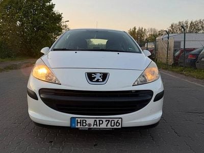 Usata Peugeot 207 88 CV (64 kW) 2009 Bianco Coupé