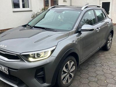 Grau Gebraucht 2025 Kia Stonic Vision SUV | 20.600 € (Guter Preis)