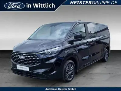 Gebraucht Ford Tourneo Custom Titanium 136 PS (100 kW) 2025 Schwarz Van