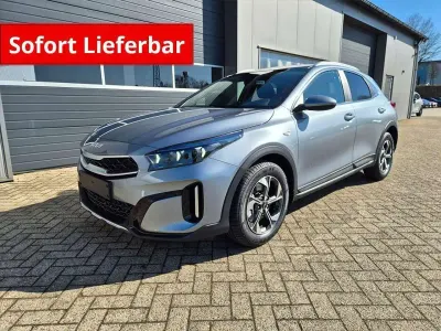 Neu Kia XCeed 150 PS (110 kW) 2026 Lunarsilber metallic SUV
