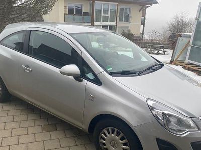 Silber Gebraucht 2014 Opel Corsa Active Kleinwagen | 3.200 € (Guter Preis)