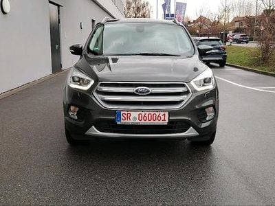 Gebraucht Ford Kuga 182 PS (133 kW) 2017 Grau SUV