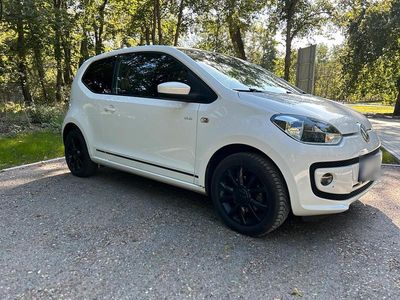 Gebraucht VW up! CLUB 55 PS (40 kW) 2015 Weiß Kleinwagen