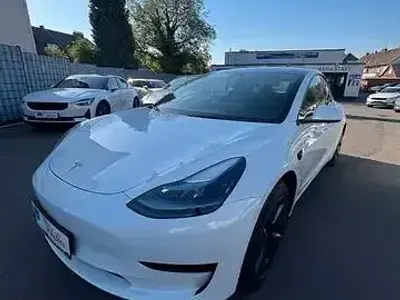 Gebraucht Polestar 2 Plus 208 kW (283 PS) 2023 Weiss Kleinwagen