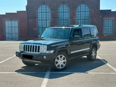 Gebraucht Jeep Grand Cherokee Overland 218 PS (160 kW) 2009 Schwarz SUV