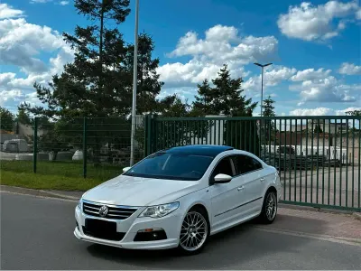 Gebraucht VW Passat R 300 PS (220 kW) 2011 Weiß Limousine
